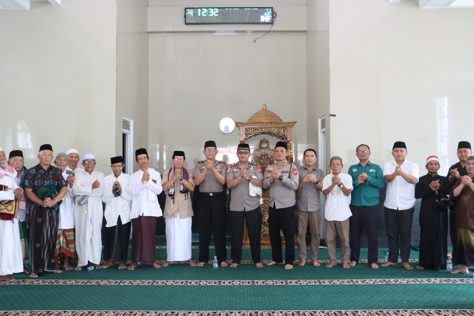ff0aa5d5-9c8e-4487-af7e-403235944eee